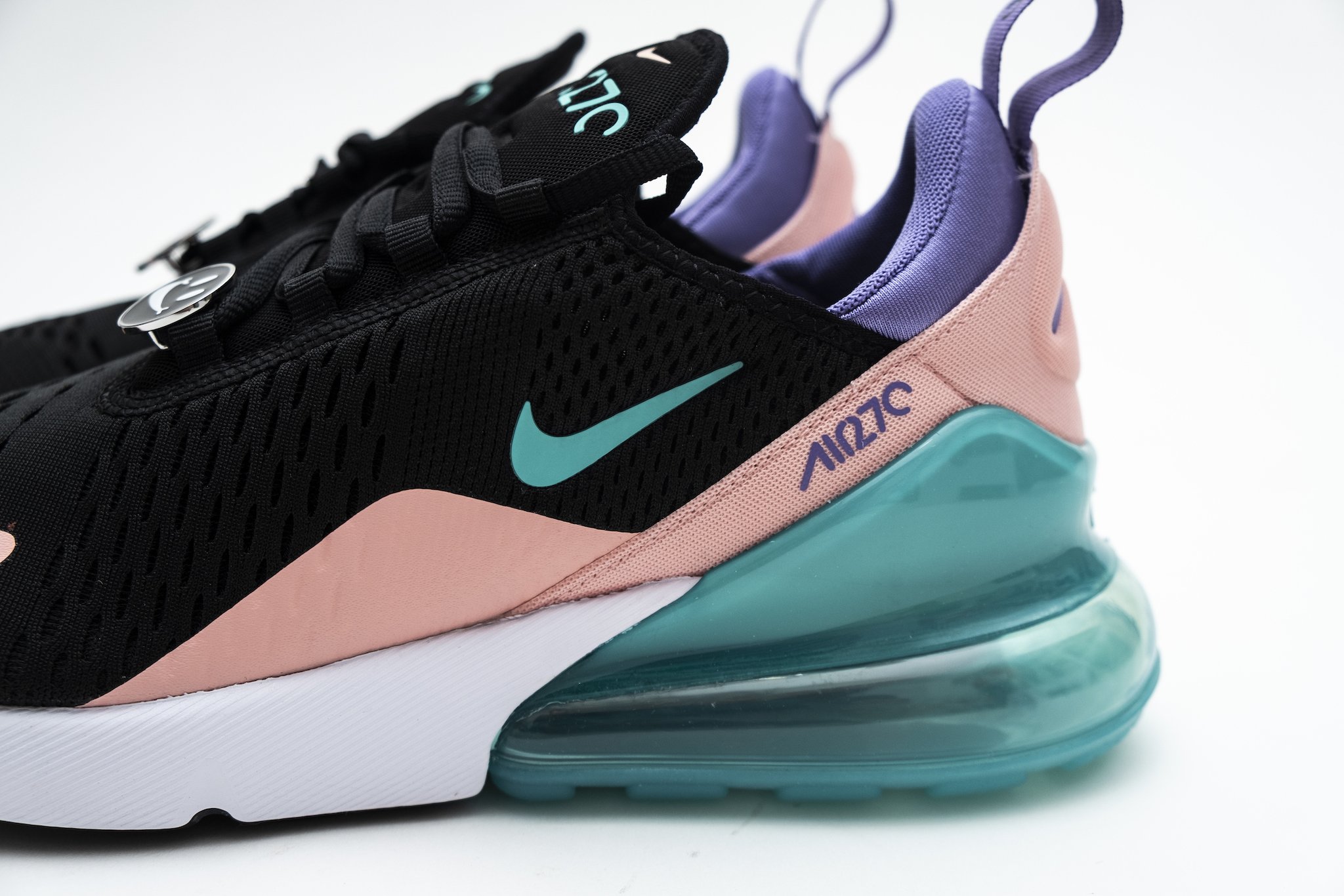 stad vrouw glans On Sale: Nike Air Max 270 "Have a Nike Day" — Sneaker Shouts