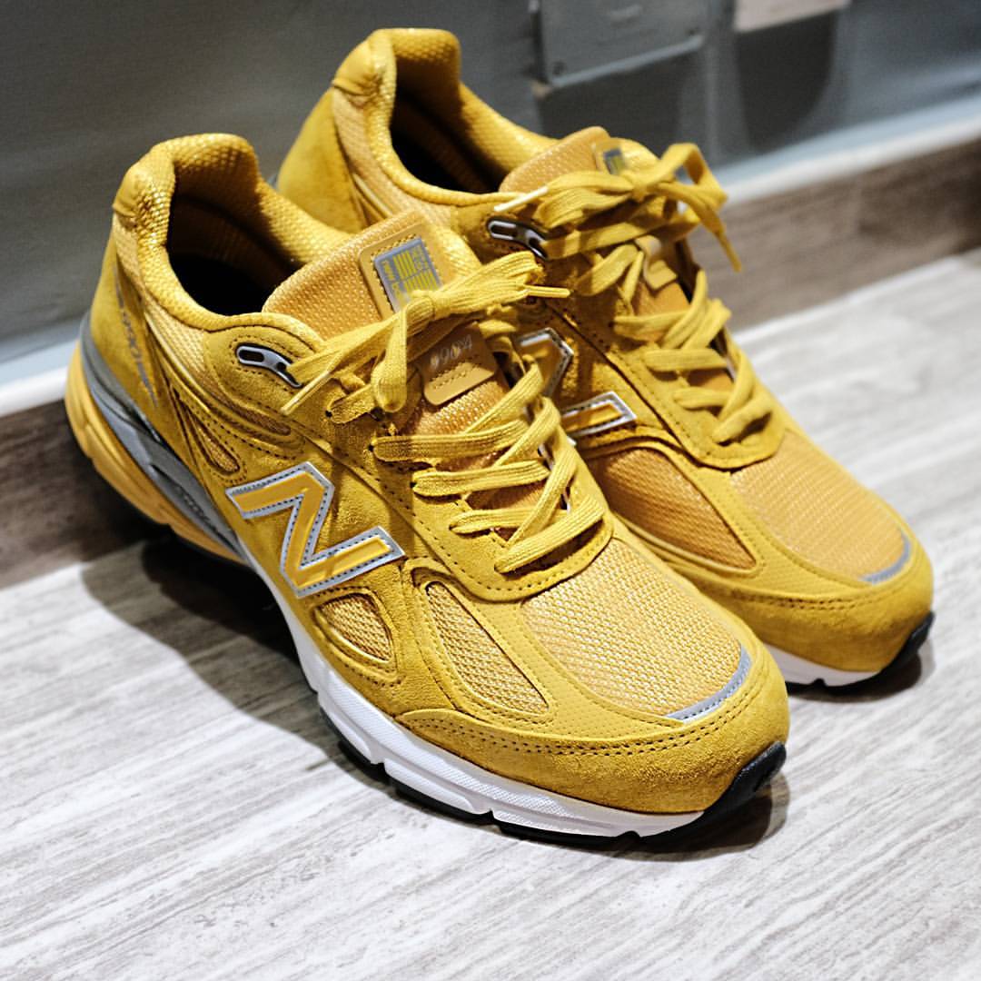 new balance 990 yellow on feet