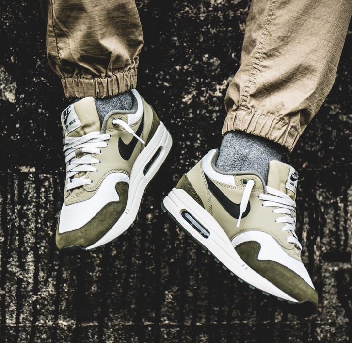 Nike Air Max 1 White Black Medium Olive