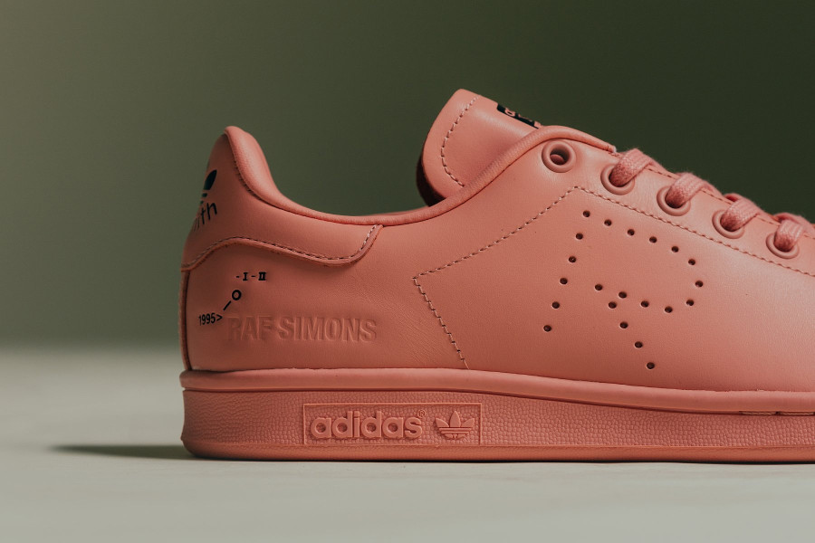 {keywor d} adidas blush rose