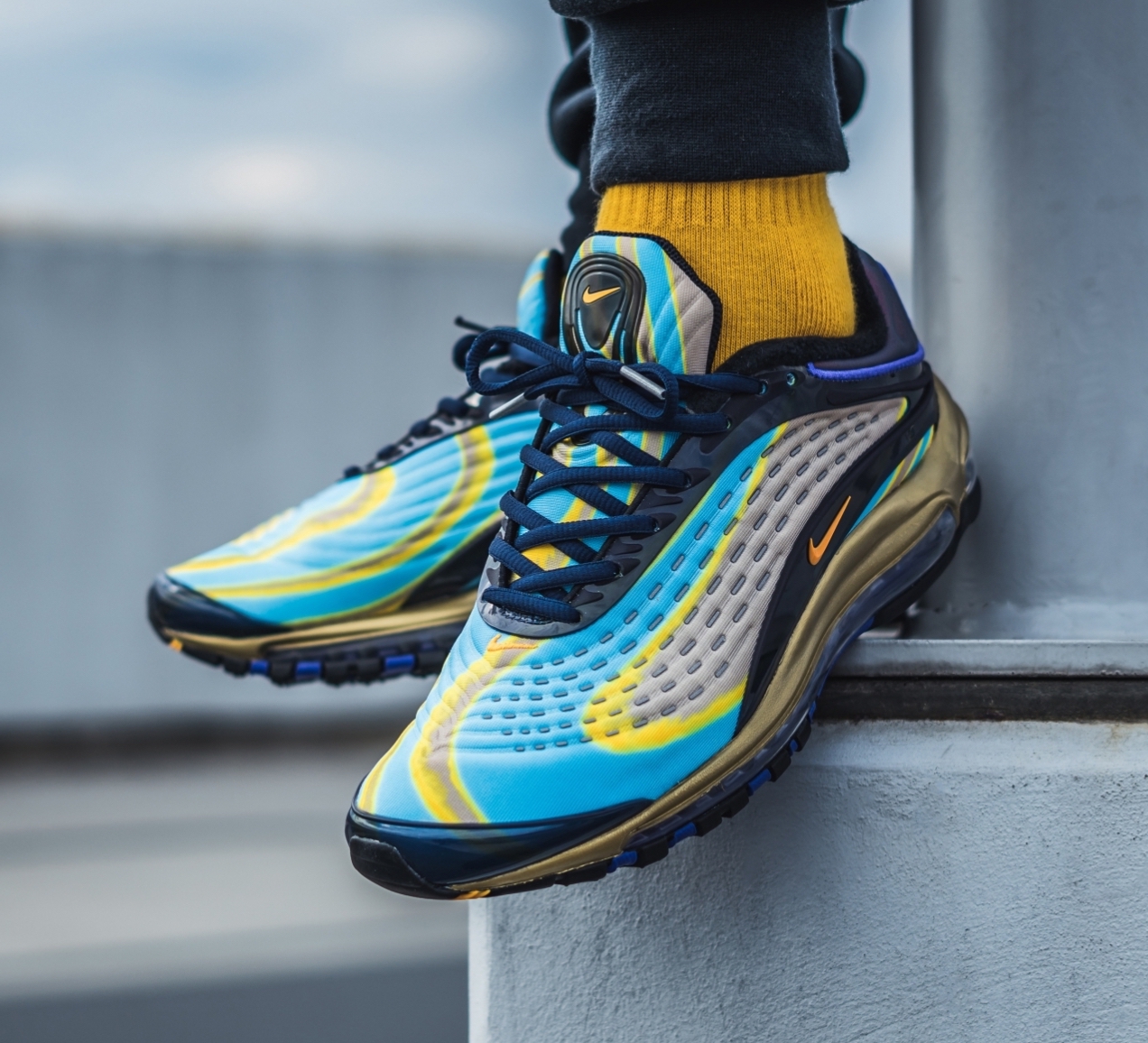 nike air max deluxe multicolor