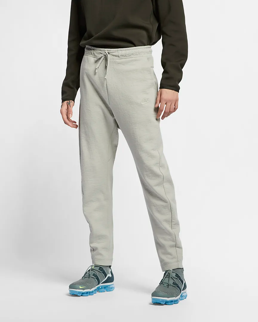 sportswear-mens-pants-q0HvVS.png