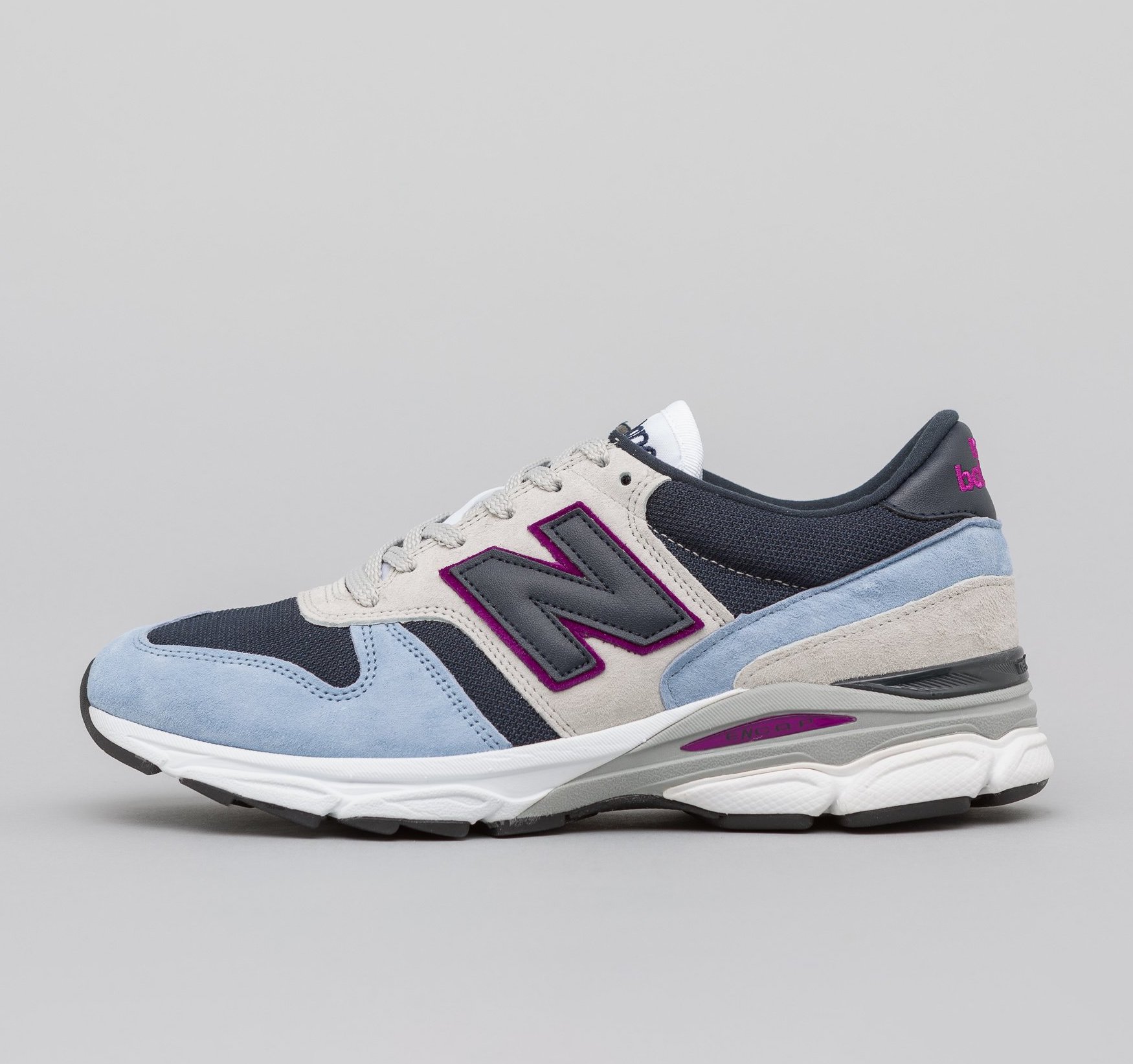 Now Available: New Balance 770.9 UK 