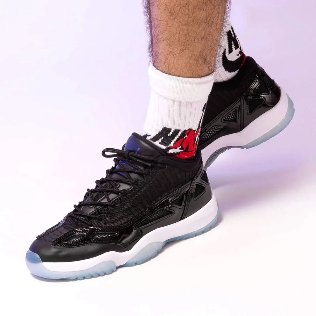 space jam low 11