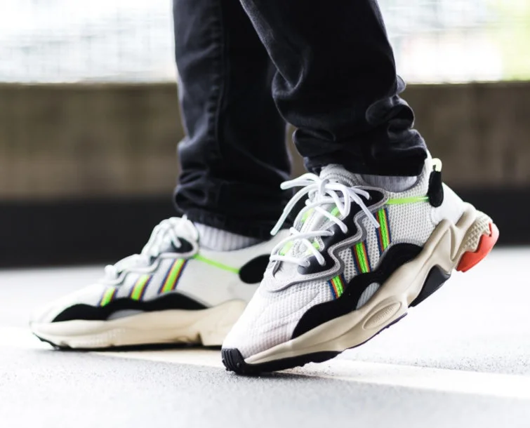 adidas ozweego black solar green