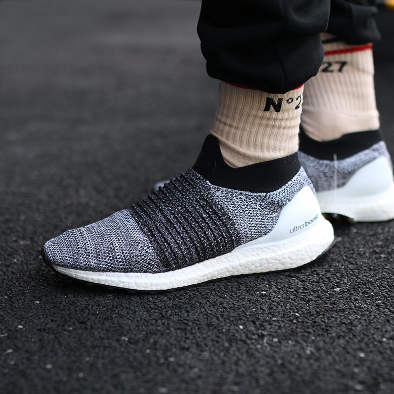 ultra boost oreo laceless