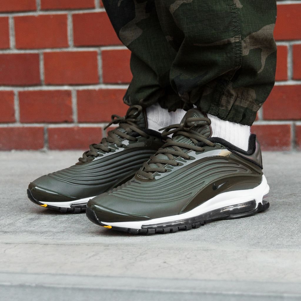 nike air max deluxe se cargo khaki