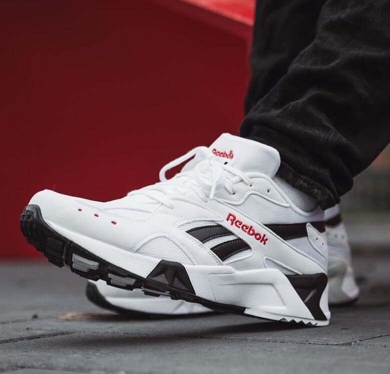 reebok aztrek og white