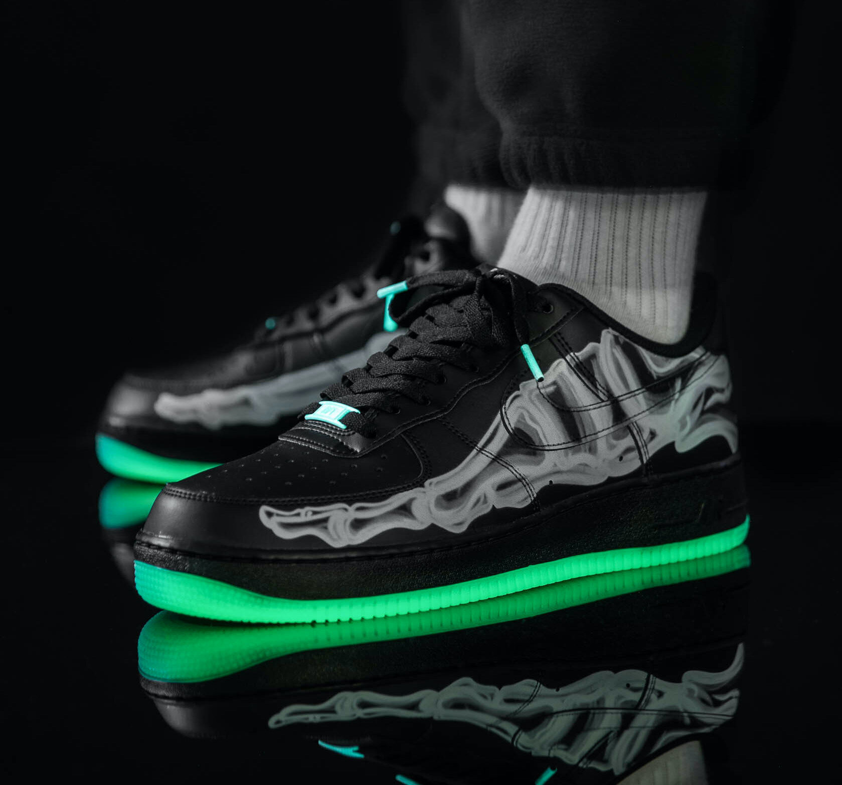 skeleton air force 1