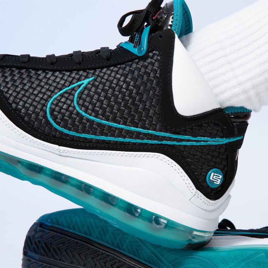 Nike-LeBron-7-Red-Carpet-Retro-CU5133-100-2019-Release-Date-On-Feet-1.jpg