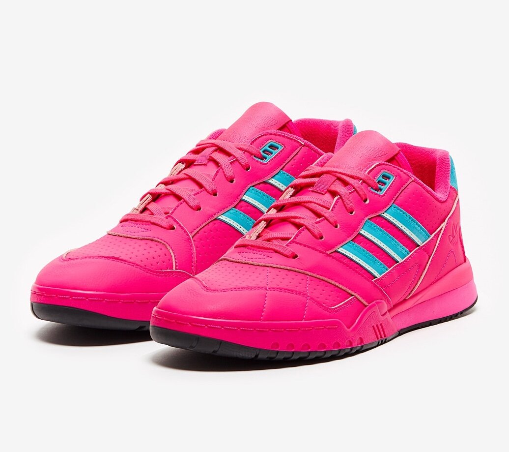 ar trainer adidas pink