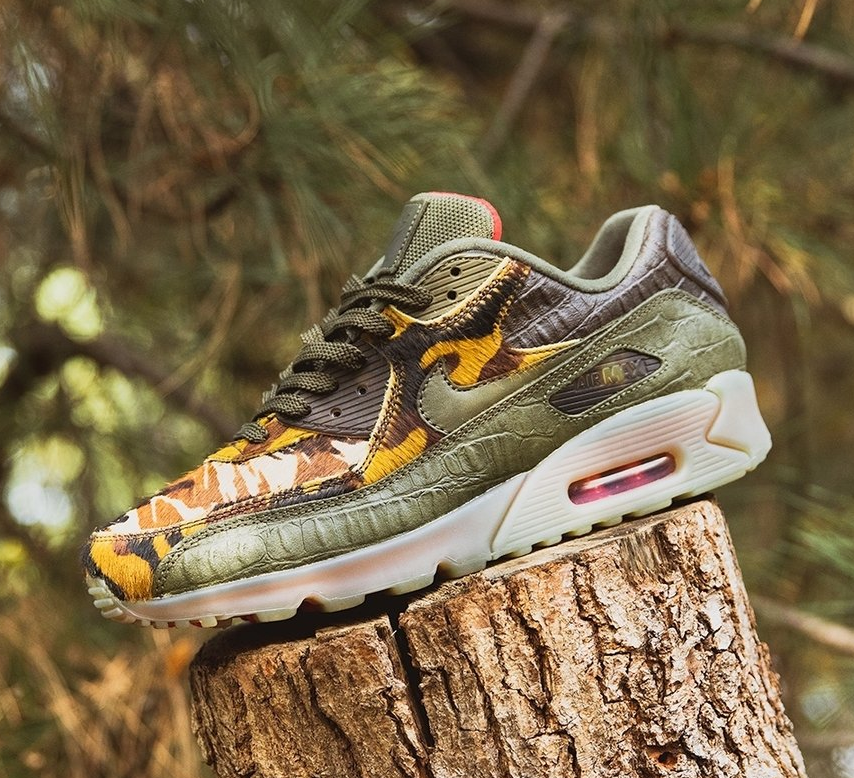 nike camo croc