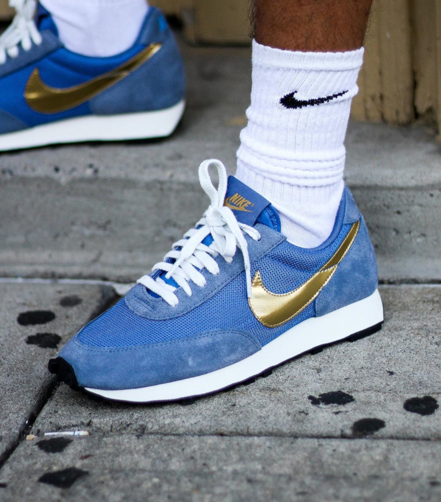 nike daybreak blue and gold