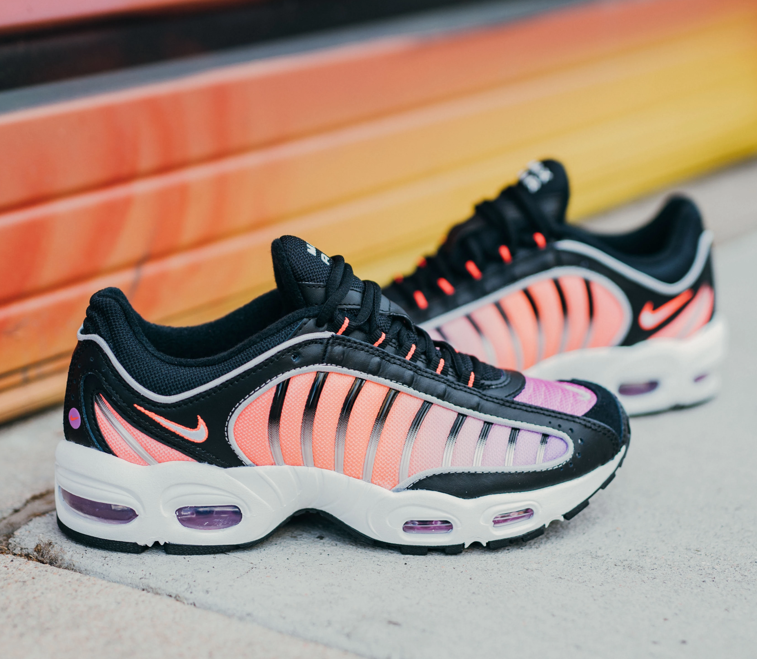 Nike Air Max Tailwind IV M - White/Bright Crimson/Chrome Yellow/Black