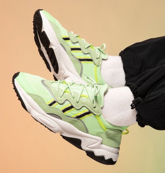 adidas ozweego glow green