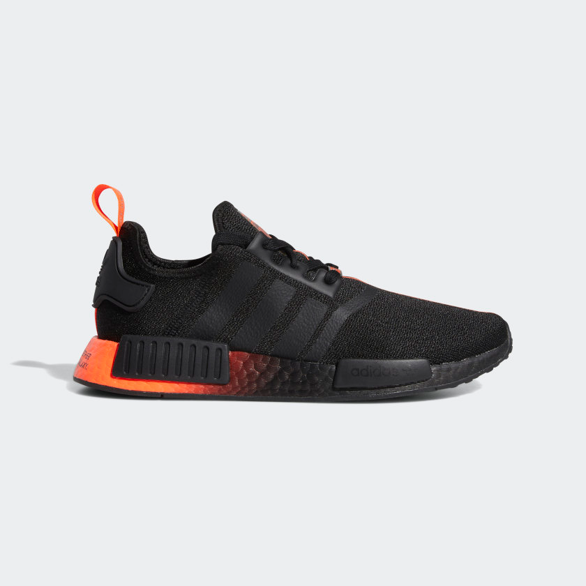 NMD_R1_Star_Wars_Shoes_Black_FW2282_01_standard.png