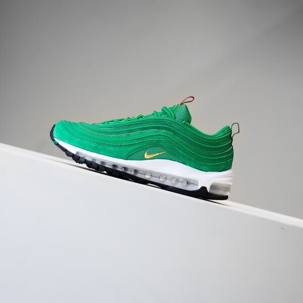 lucky green air max 97