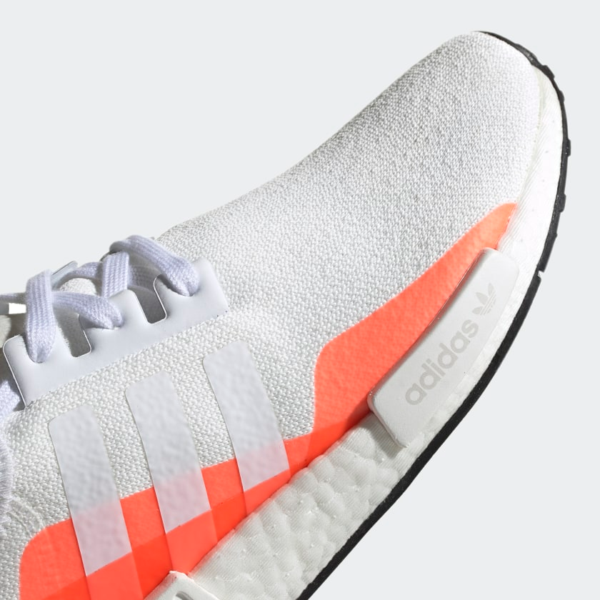 NMD_R1_Shoes_White_EE5083_42_detail (2).png