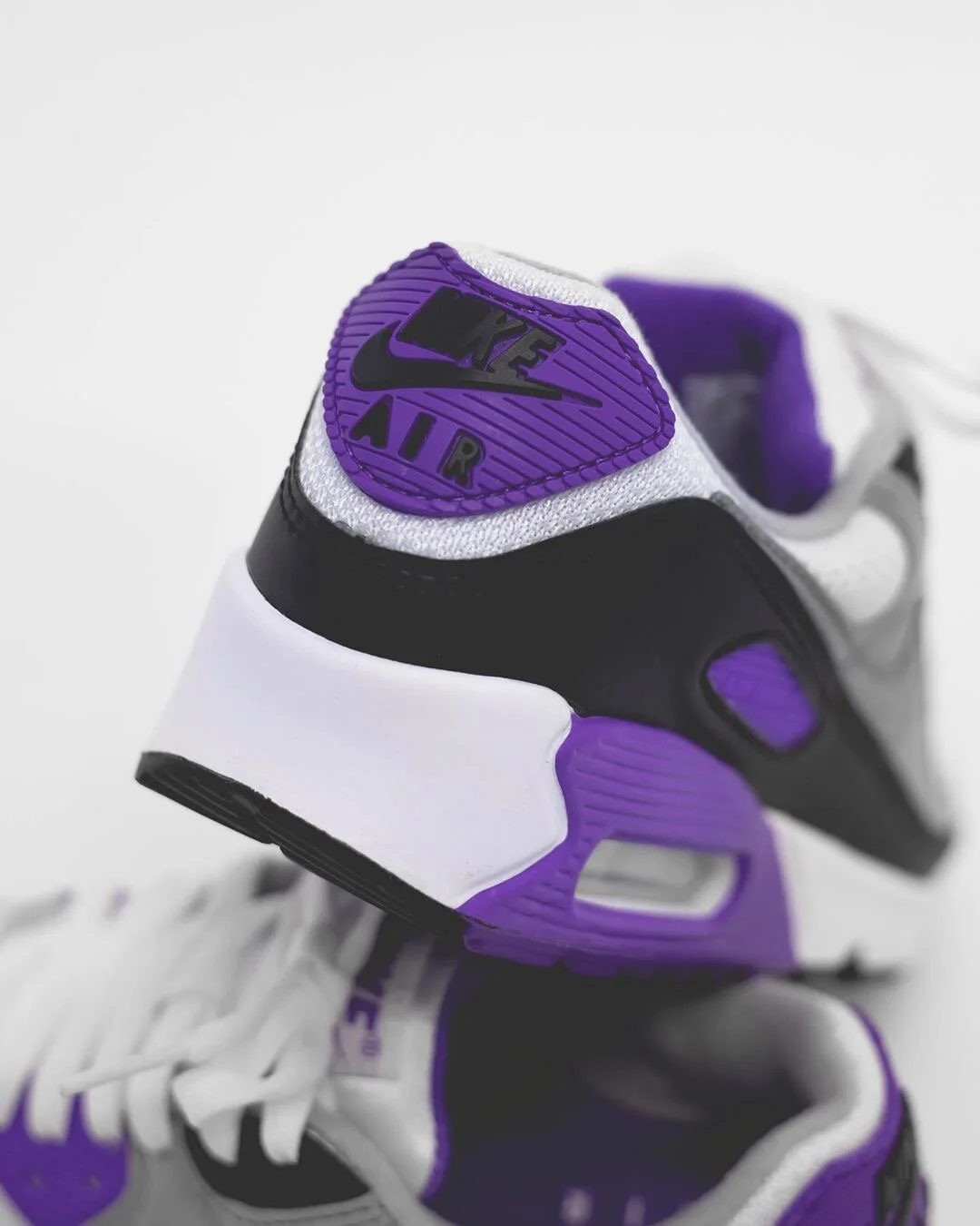 nike air max 90 og hyper grape