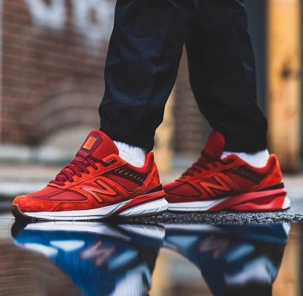 990v5 red