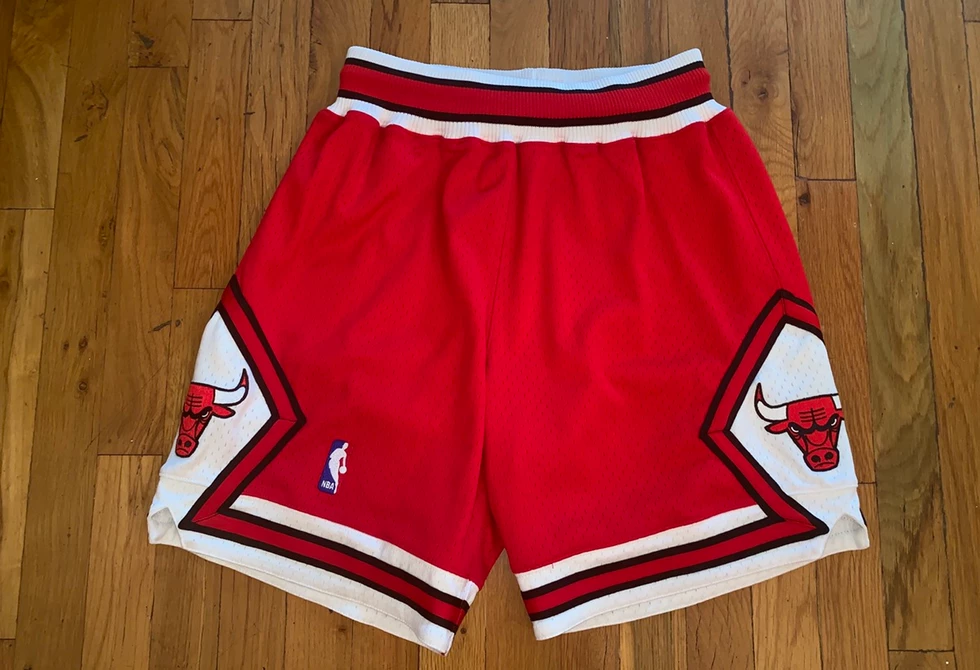 50% OFF the Mitchell & Ness NBA Chicago Bulls Authentic Shorts ...