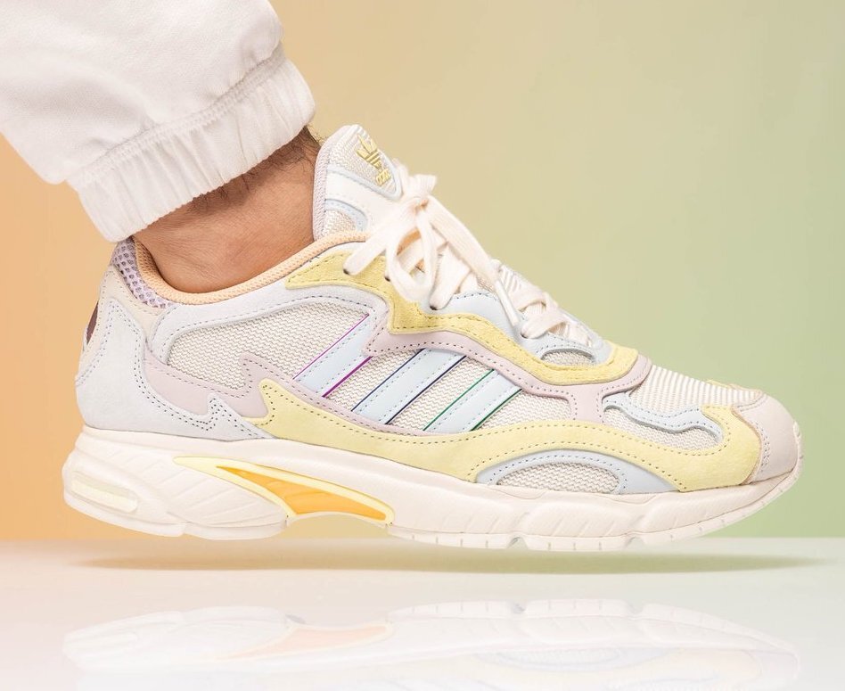 Remo Cuestiones diplomáticas cálmese On Sale: adidas Temper Run OG "Off White" — Sneaker Shouts