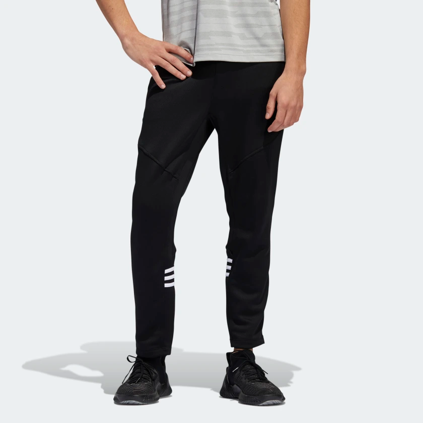 Daily_3_Stripes_Pants_Black_DZ7374_21_model.png