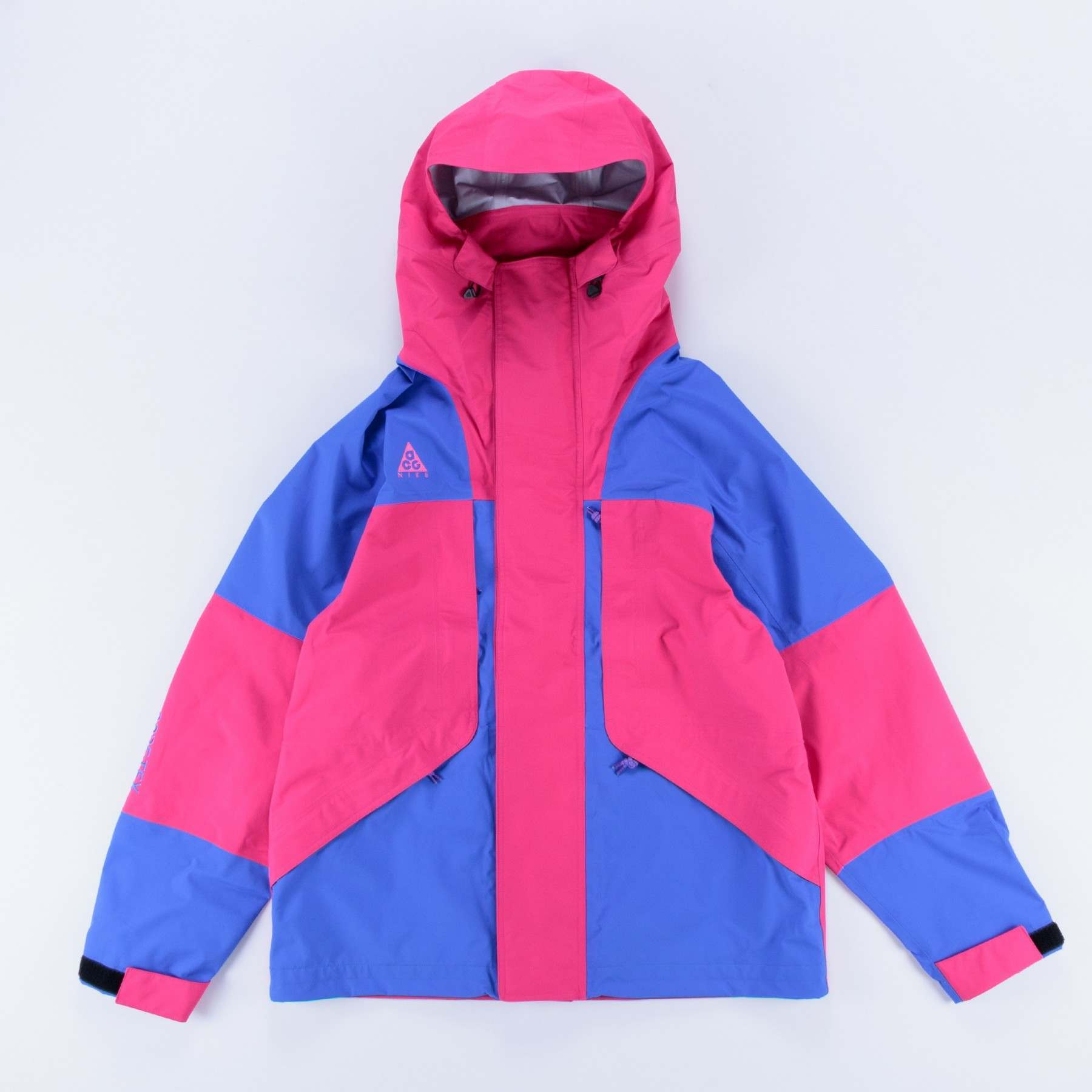 nike_acg_gore-tex_hooded_jacket_rush_pink_hyper_royal_bq3445-666_1.png