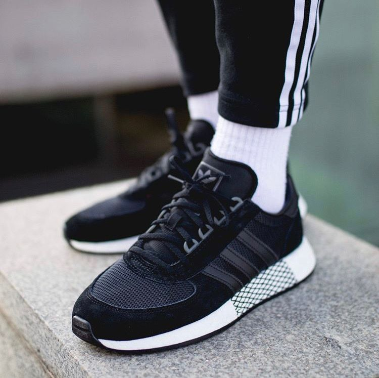 adidas marathon tech core black