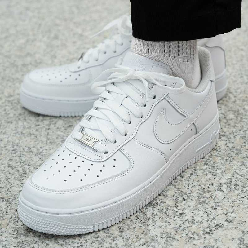 Expired Provisional cake On Sale: Nike Air Force 1 Low "Triple White" — Sneaker Shouts