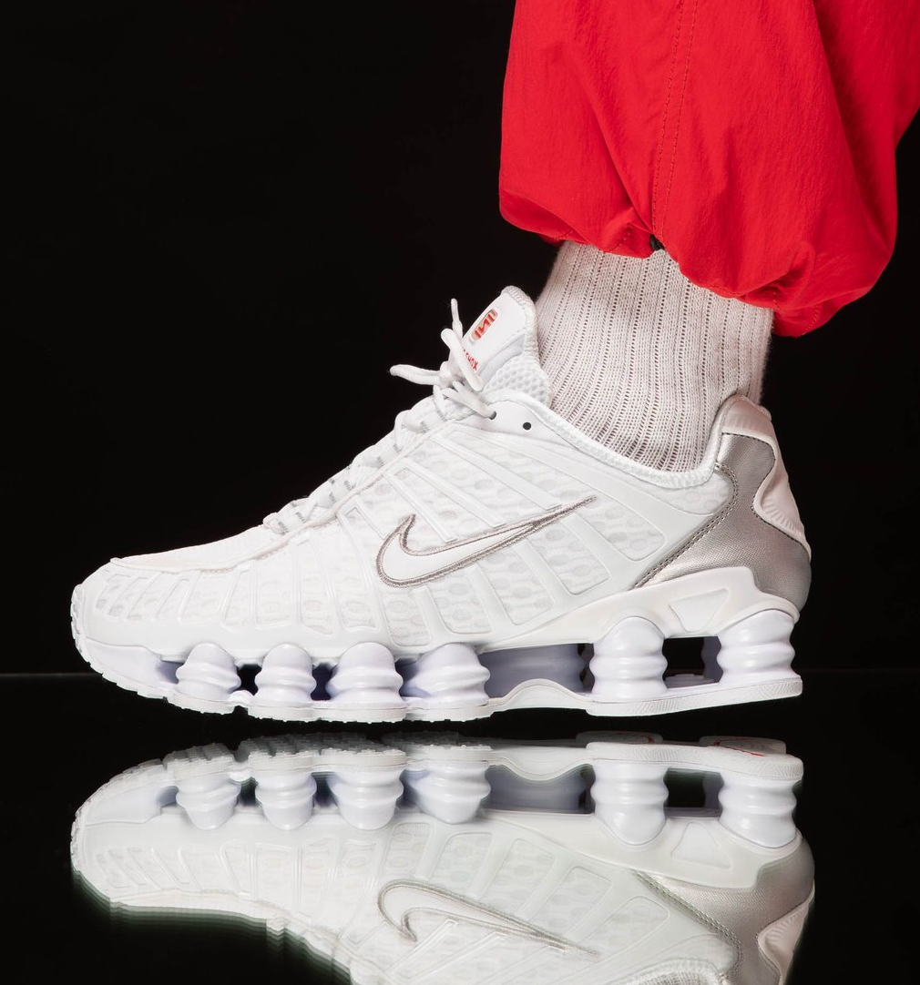 afstand Ontvanger heuvel On Sale: Nike Shox TL "White Metallic" — Sneaker Shouts