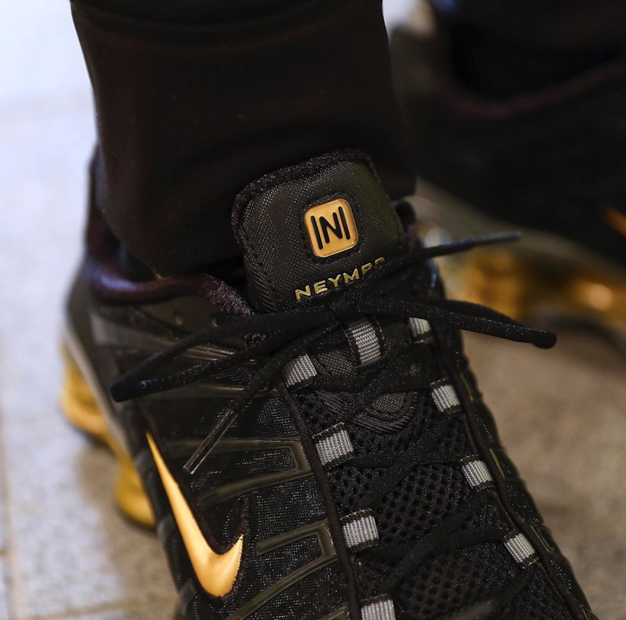 Neymar-Nike-Shox-TL-Black-Gold-BV1388-001-Release-Date-1.png