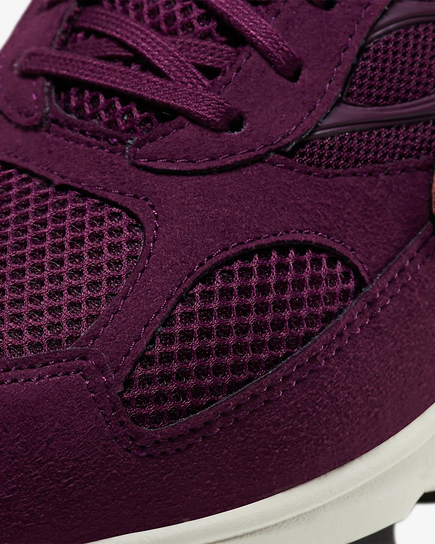 air-ghost-racer-mens-shoe-mnDlxl (3).png