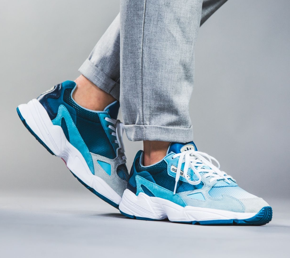 adidas falcon women blue