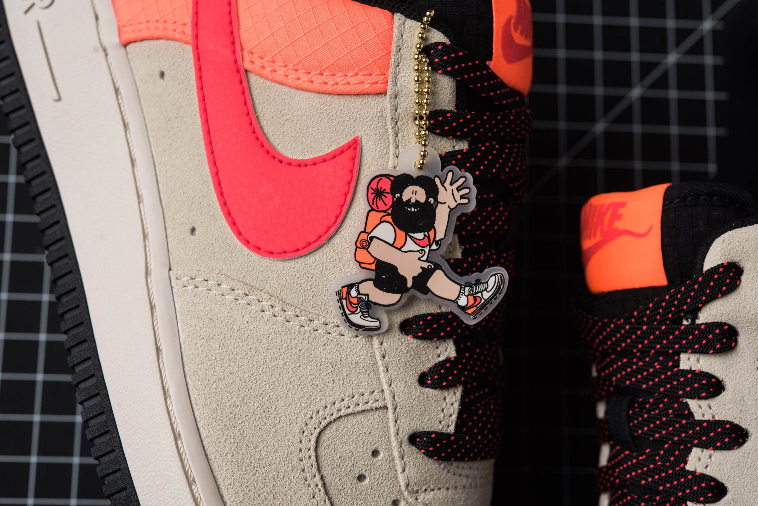 NIKE-AIR-FORCE-1-3.png