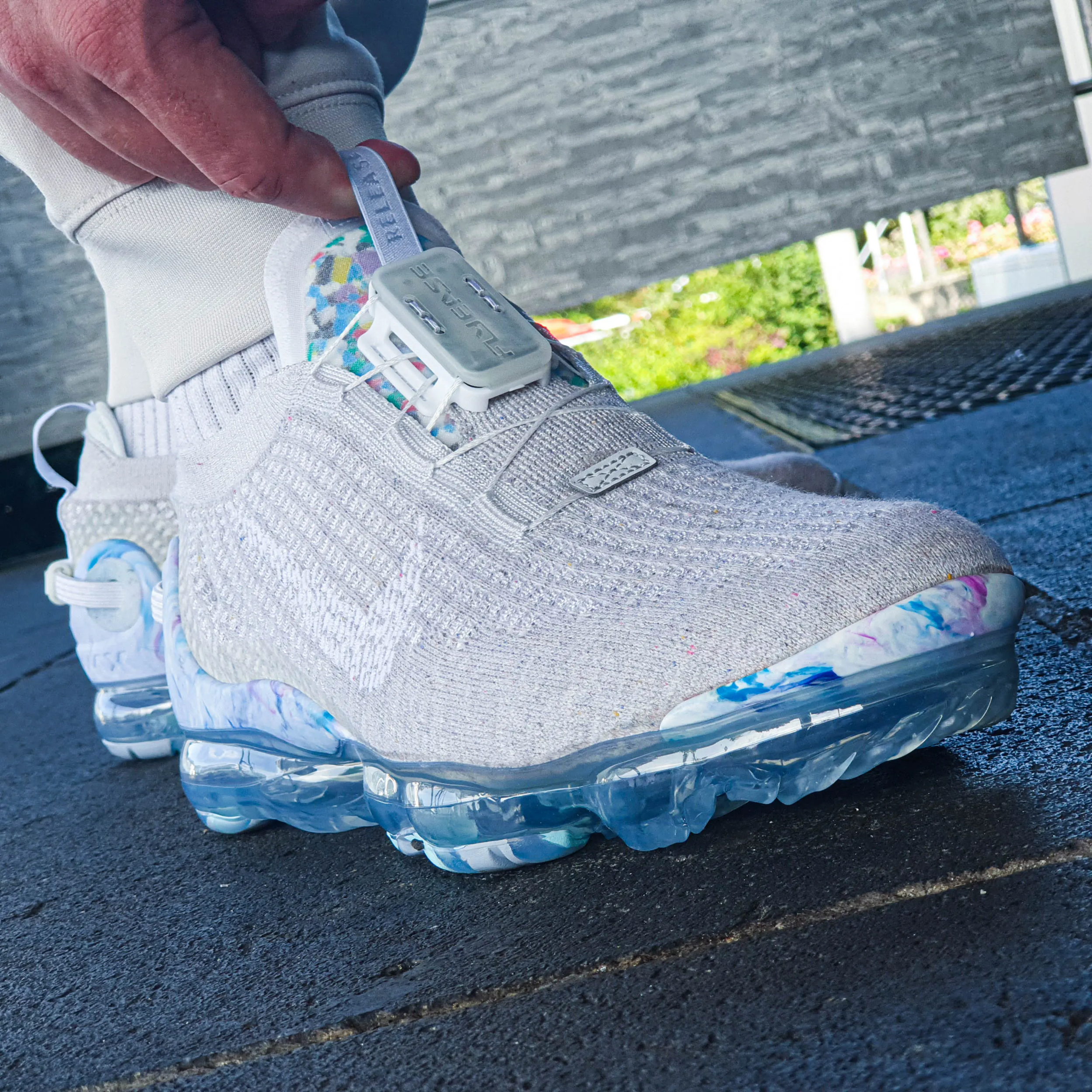 vapormax summit white 2020