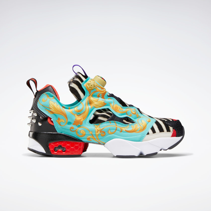 Instapump_Fury_Shoes_Black_FY9092_01_standard.png