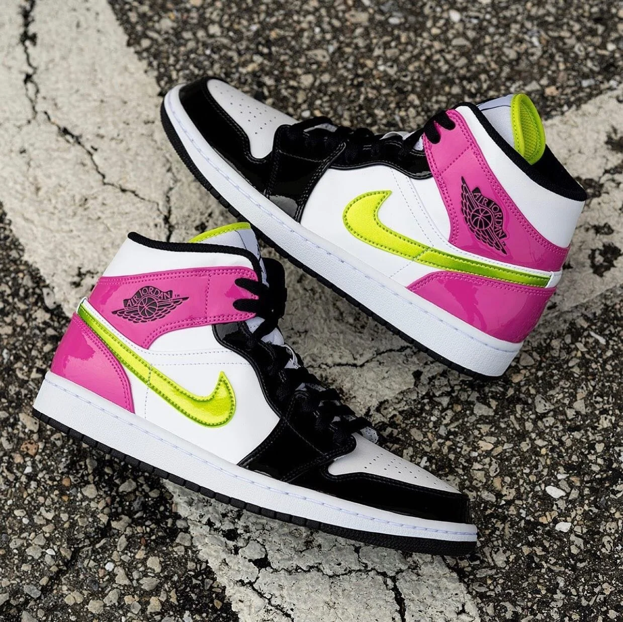 jordan 1 active fuchsia
