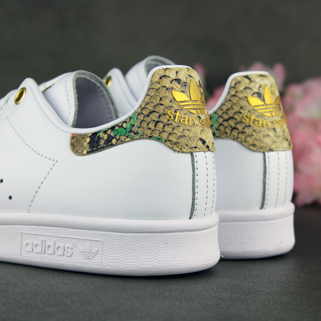 stan smith snake white