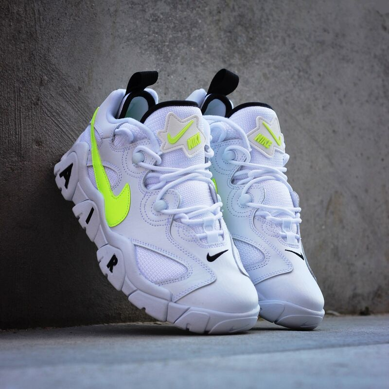 nike barrage sale