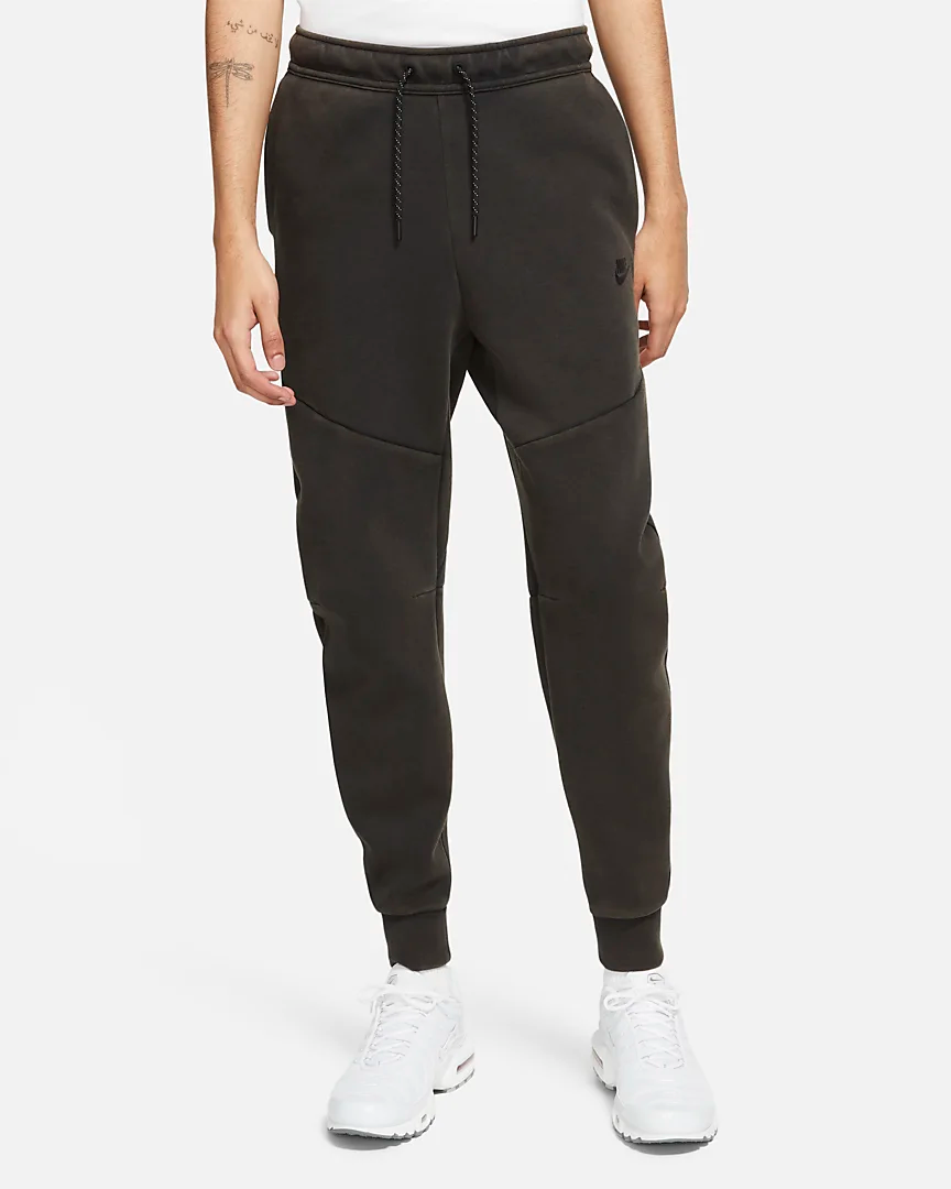 sportswear-tech-fleece-mens-washed-joggers-4KR10t.png