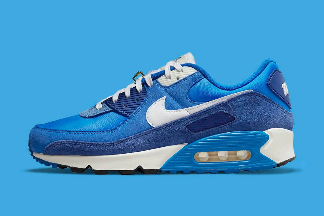 Now Available: Nike Air Max 90 SE 