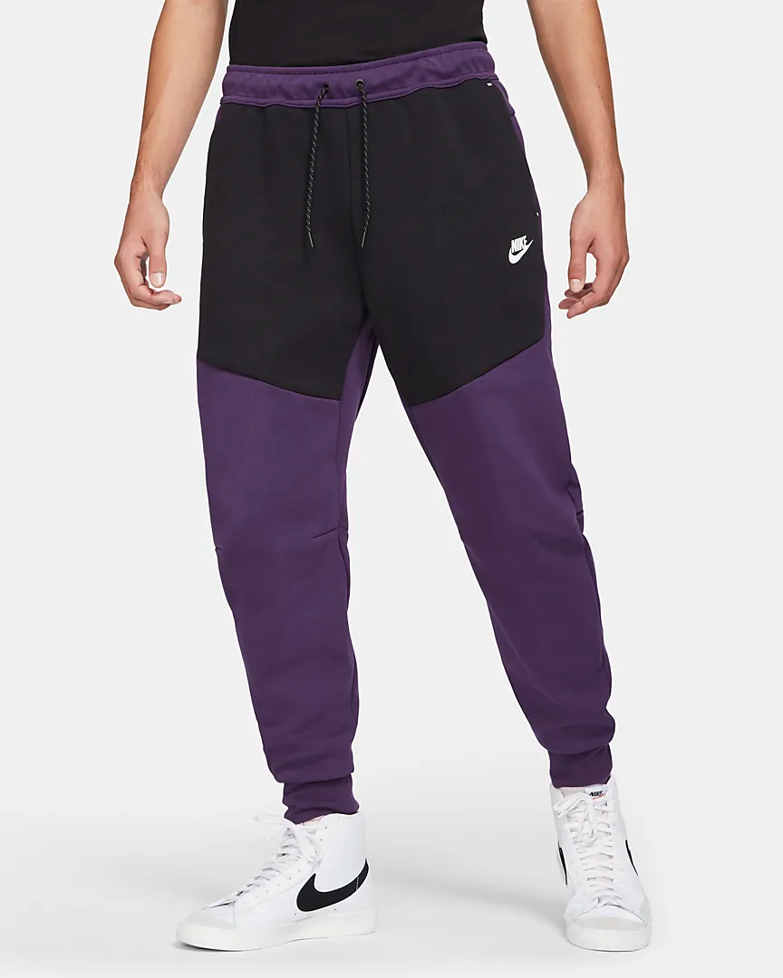 gevolgtrekking Interpreteren Digitaal Over 50% OFF the Nike Tech Fleece Joggers "Grand Purple' — Sneaker Shouts