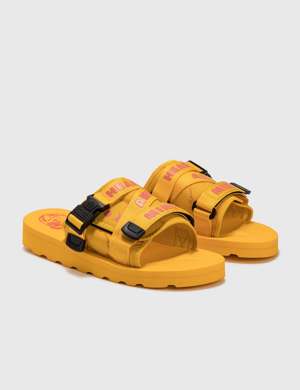 s3.store.hypebeast.png