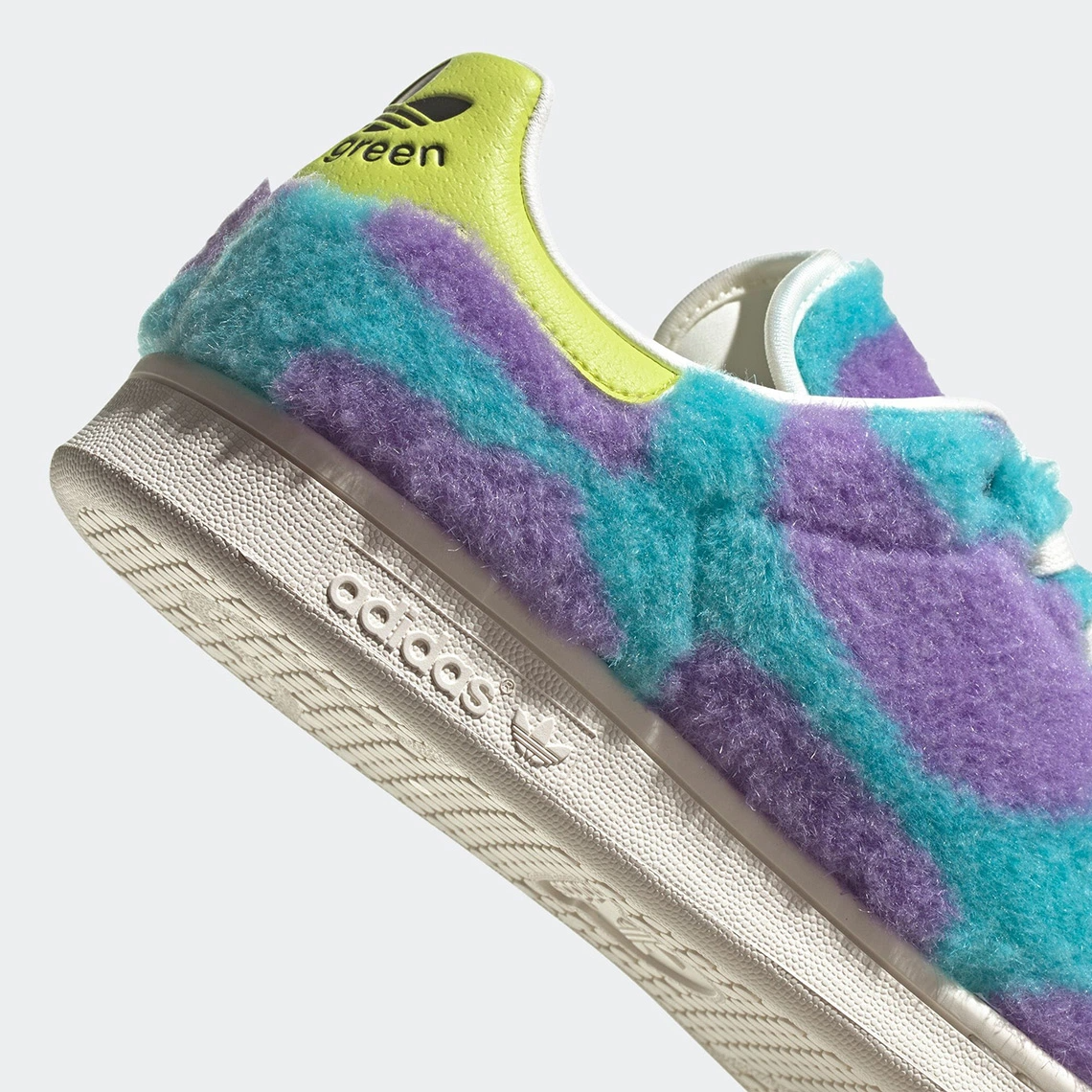 monsters-inc-adidas-stan-smith-GZ5990-4.png