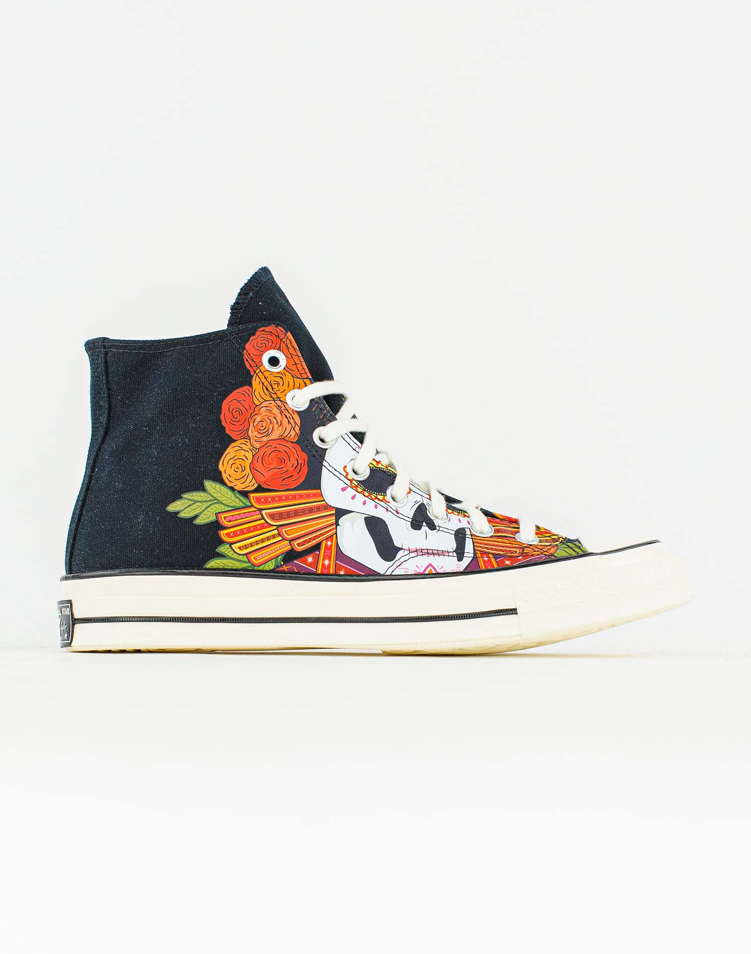 Converse_173112C_M-1.png