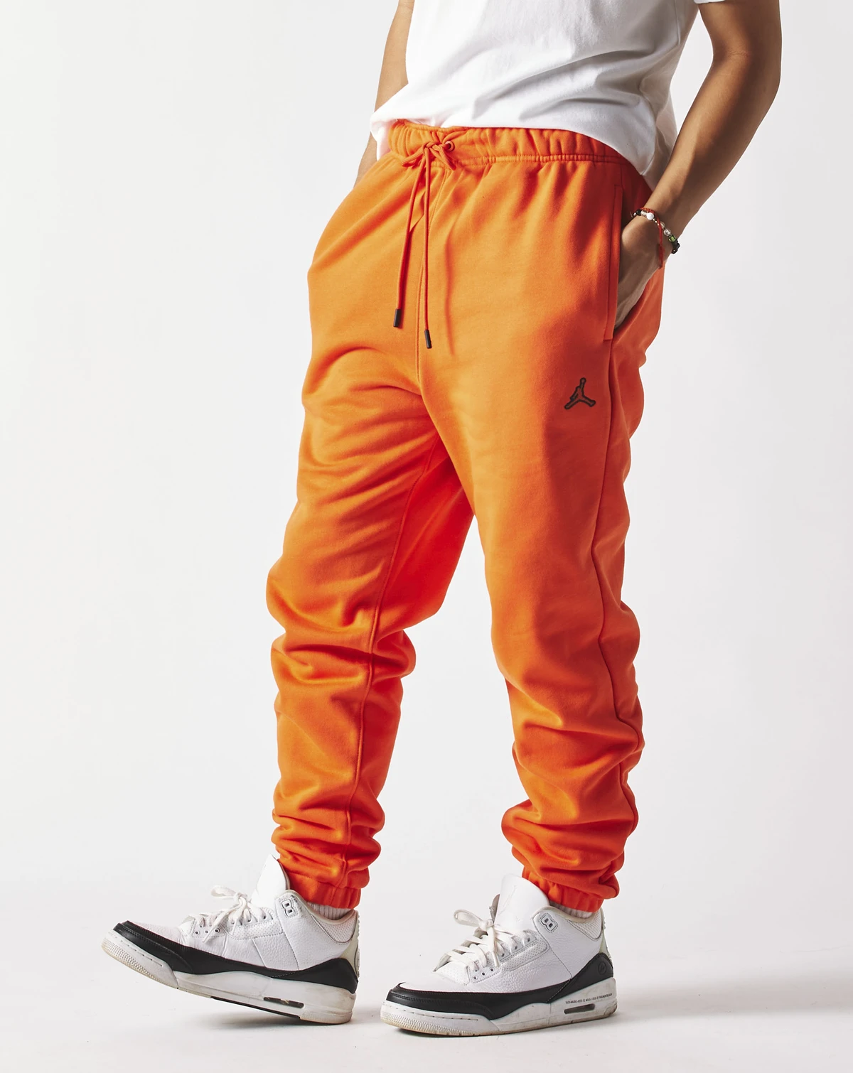 DA9820-803_01_1200x.png
