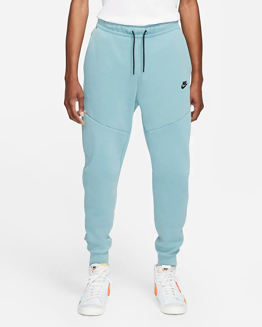 sportswear-tech-fleece-mens-washed-joggers-4KR10t (2).png