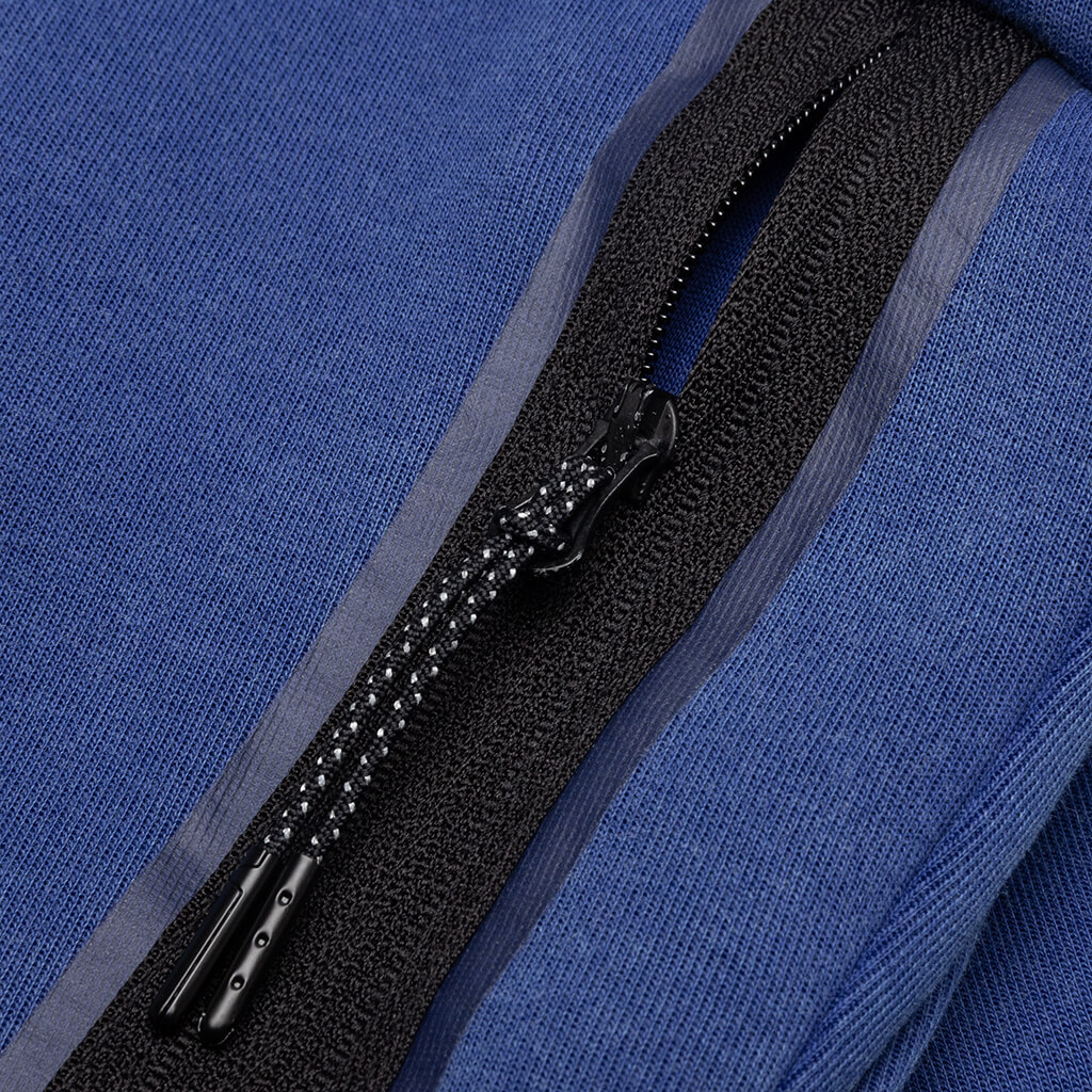 Nike-Sportswear-Tech-Fleece-Washed-Shorts---Deep-Royal-Blue-Black-CZ9912-455---06-10-2021---01-3_1080x.png