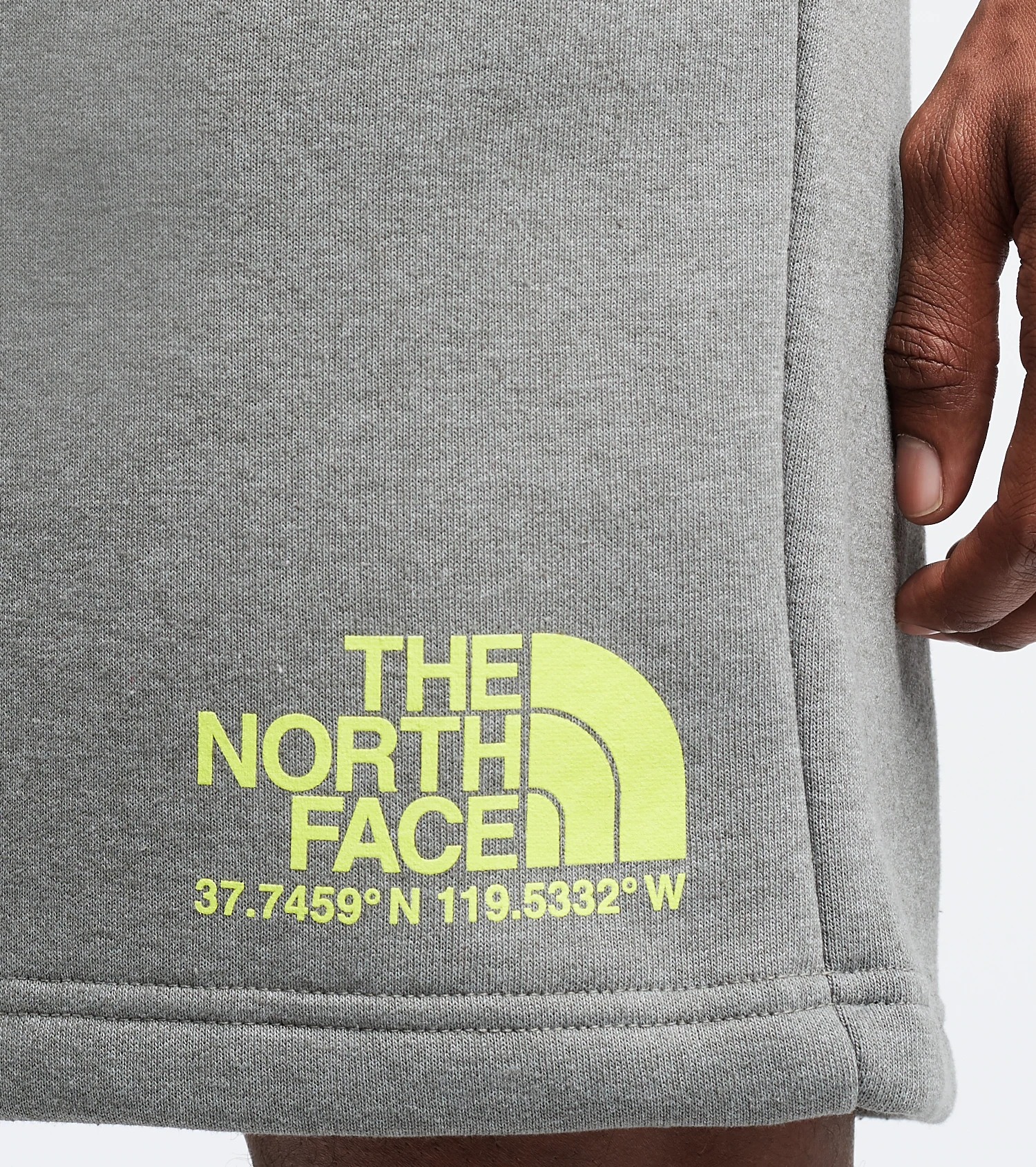 NF0A55UU-DYY-3_1800x1800.png